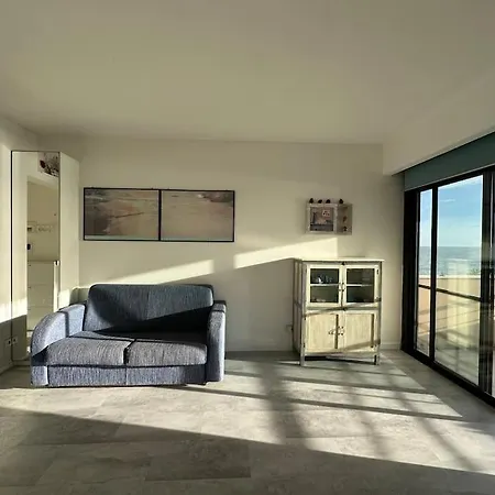 דירה Sea Porto Sole Vista Mare Con Posto Auto E Piscina סנרמו