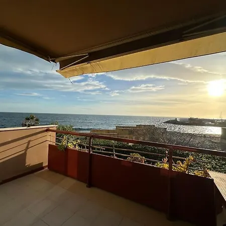 דירה Sea Porto Sole Vista Mare Con Posto Auto E Piscina סנרמו